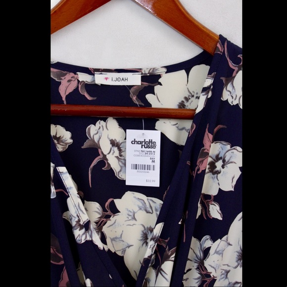 NWT Charlotte Russe Romper - Picture 2 of 5